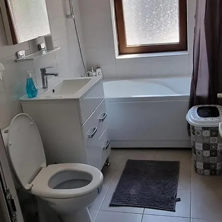 Sat Vacanta Free Parking *